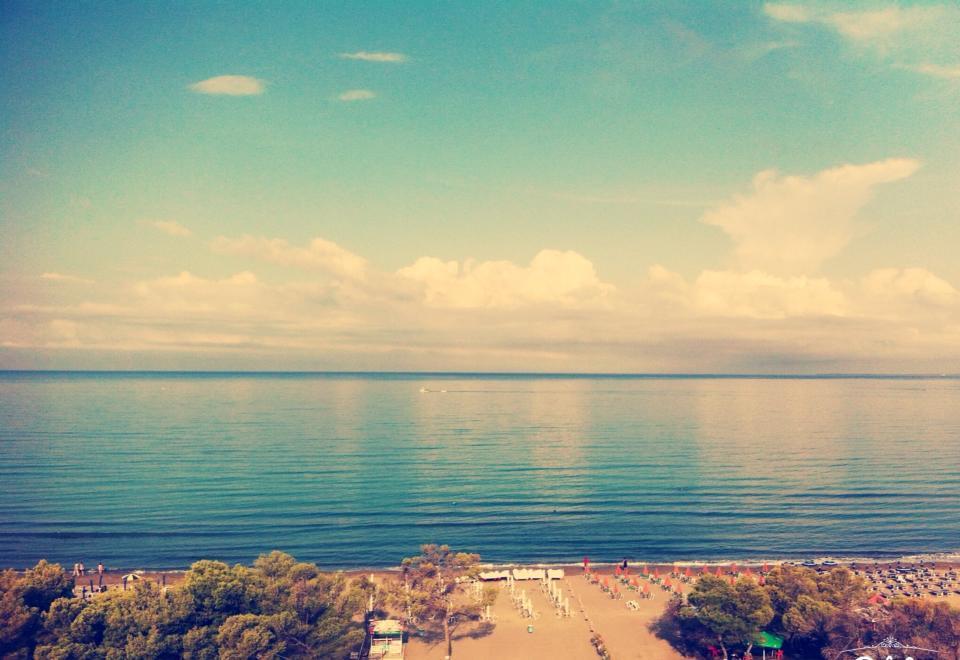 Hotel Alba Shëngjin Εξωτερικό φωτογραφία